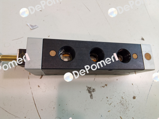 EKCA2 KUC/ZQ Waircom