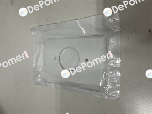Frame for 2420 / L15-20R Leviton